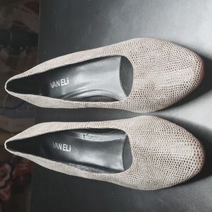 Vaneli Gray and Black kitten heels - Like new Size 10